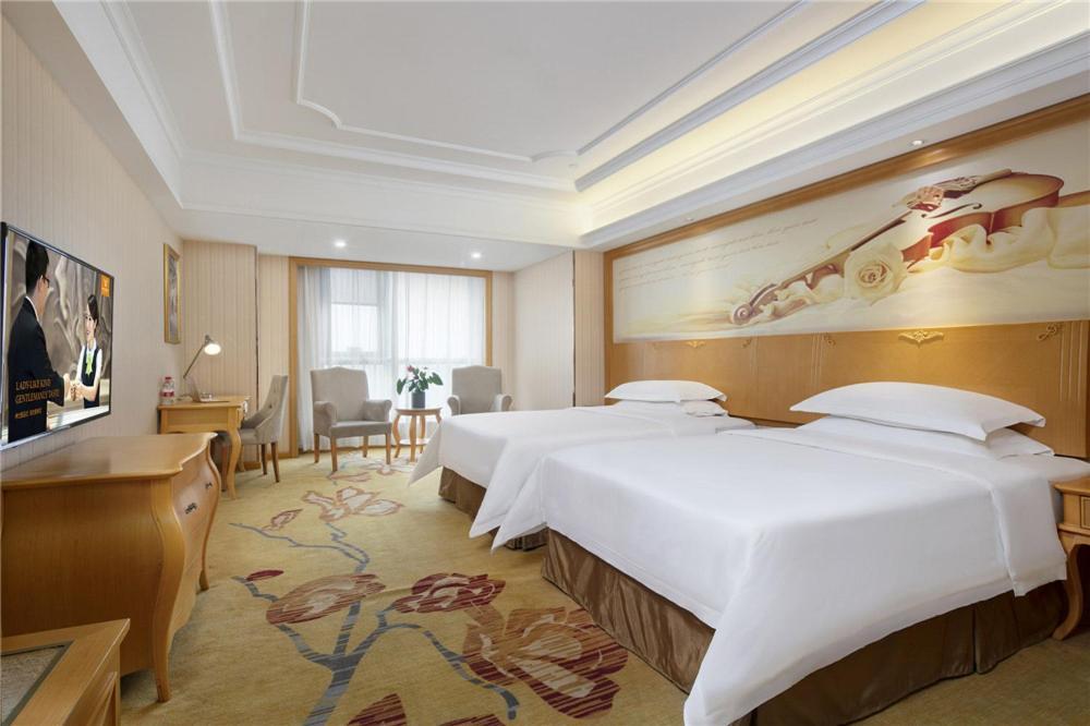 Vienna Hotel Zhengzhou Zhongyuan Futa Zewnętrze zdjęcie