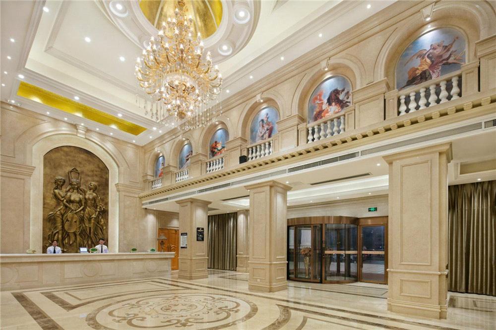Vienna Hotel Zhengzhou Zhongyuan Futa Zewnętrze zdjęcie