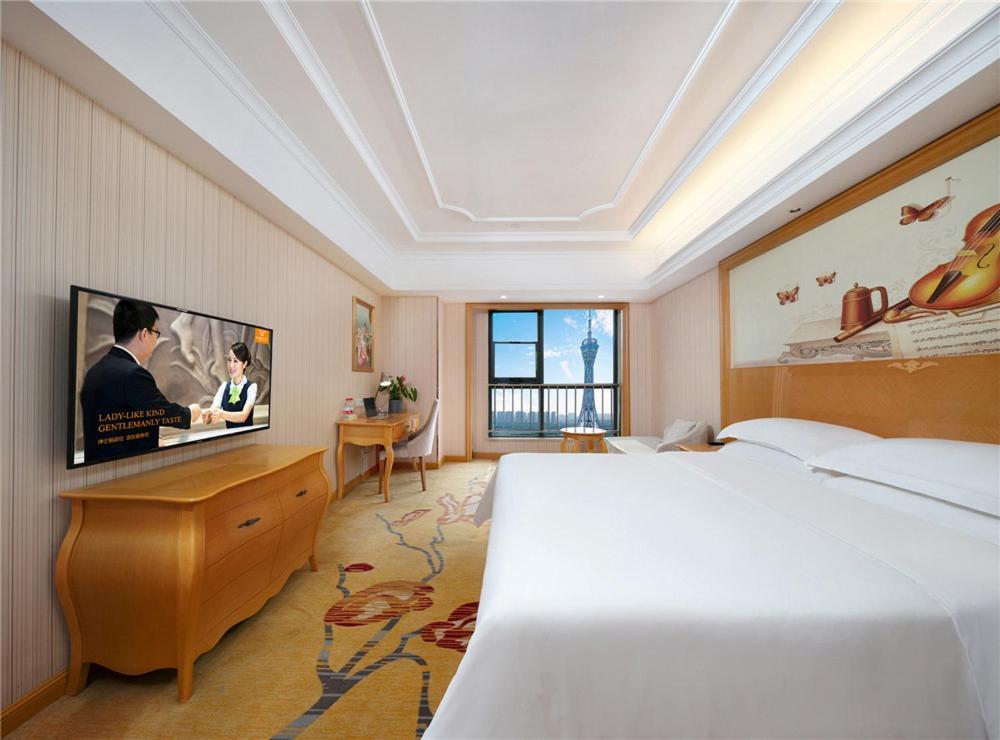 Vienna Hotel Zhengzhou Zhongyuan Futa Zewnętrze zdjęcie